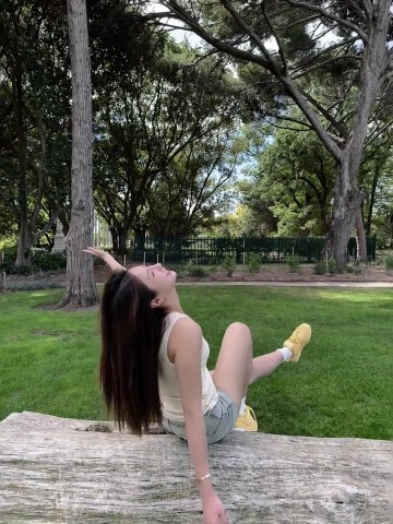 jinnianhui金年会甜！高诗岩妻子更新社媒晒旅游Vlog 两人评论区甜蜜互动