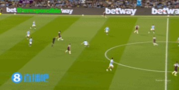 jinnianhui金年会惊险！拉什福德趟过奥尔特加，小角度打空门没进