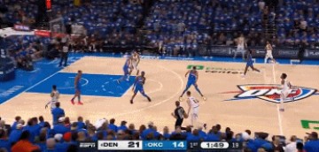 金年会把握机会!威少底角再获大空位 三分一箭穿心带队保持10分领先