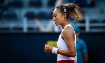 WTA罗马站:郑钦文2-0弗雷希 进16强将战前大满贯冠军