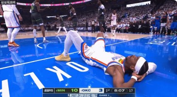 金年会金字招牌诚信至上华子扔球亚历山大!美媒:他真受不了对方这要犯规了😭😭😭