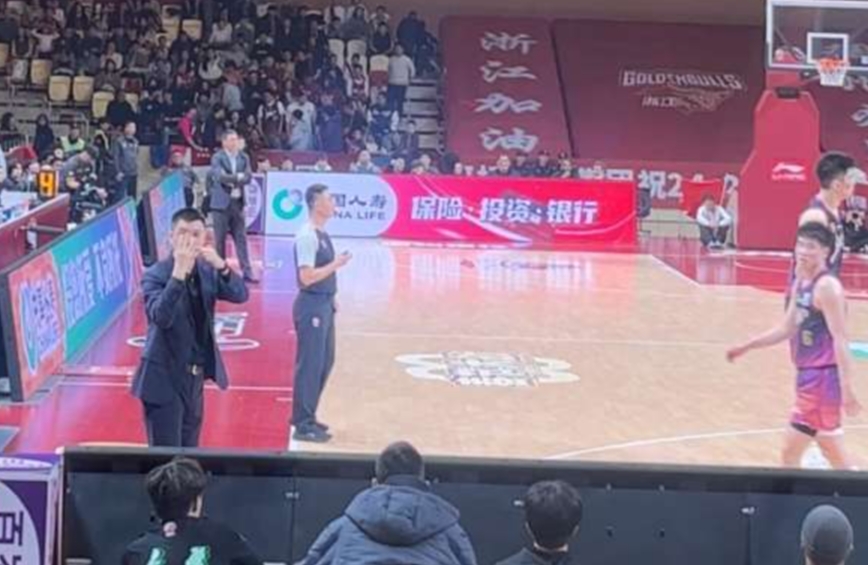 金年会媒体人:CBA对辽宁&浙江就“四冠手势”一事提出书面警告⚠️