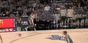 jinnianhui金年会怪兽之战!文班上半场狂送火锅&下半场三分如雨 轰下30分14板6帽