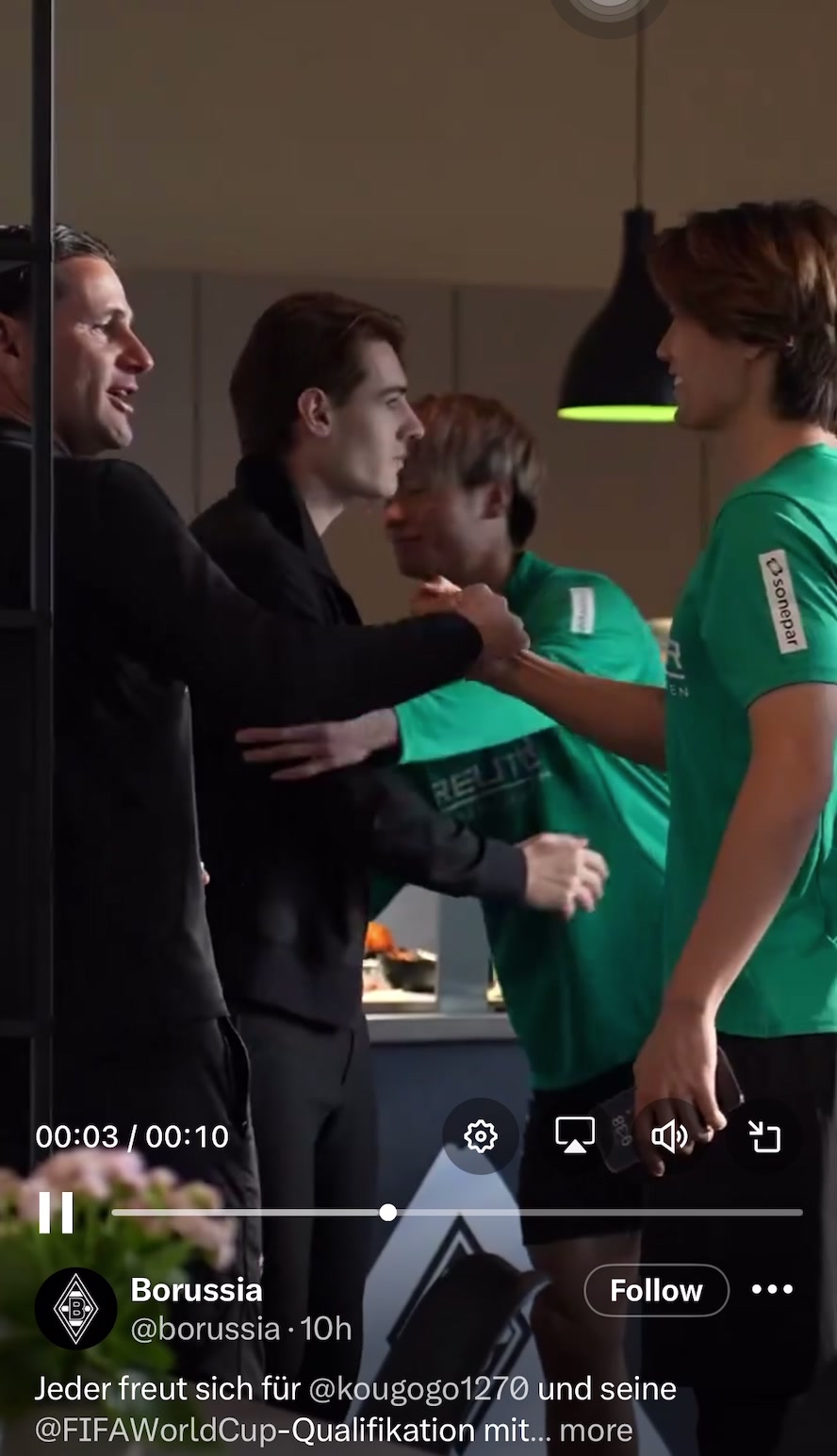 金年会助日本队提前晋级世界杯，板仓滉回门兴后教练和队友向他送上祝福