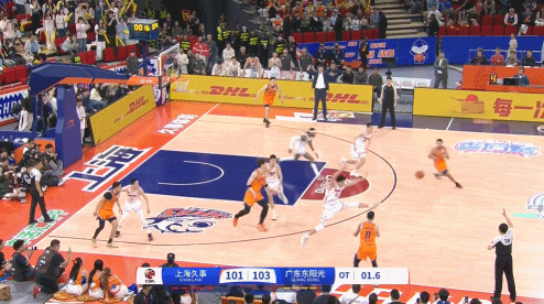 jinnianhui金年会李弘权谈哈维绝杀时刻:觉得大家都没有完全消化过来 太牛了!