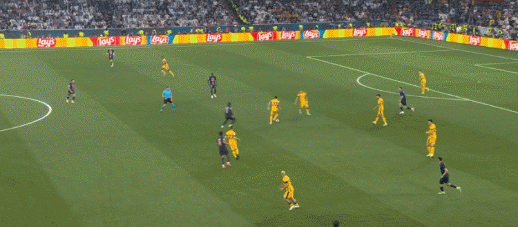 金年会体育欧冠决赛复盘:巴黎“狂锋”背后有高人指点,请叫他们新典礼中场